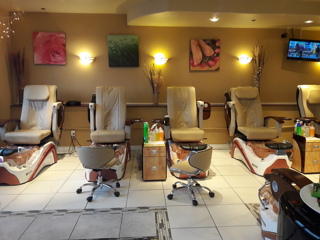 Choosing the Right Salon for Your Pedicure