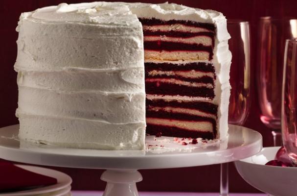 Decadent Red Velvet Cake: A Showstopper for Any Occasion